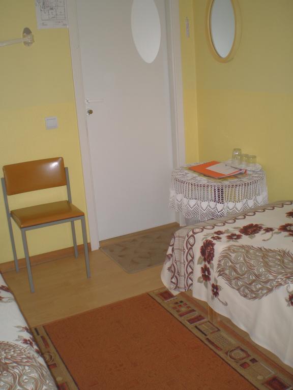 Jannseni Accommodation Pärnu Esterno foto