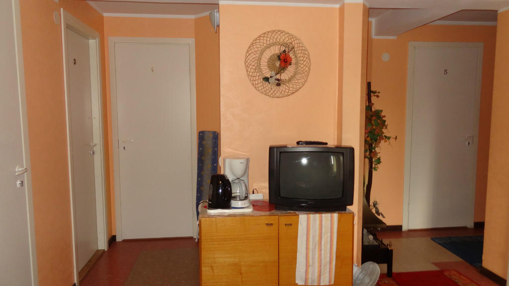 Jannseni Accommodation Pärnu Esterno foto