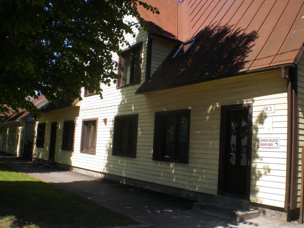 Jannseni Accommodation Pärnu Esterno foto